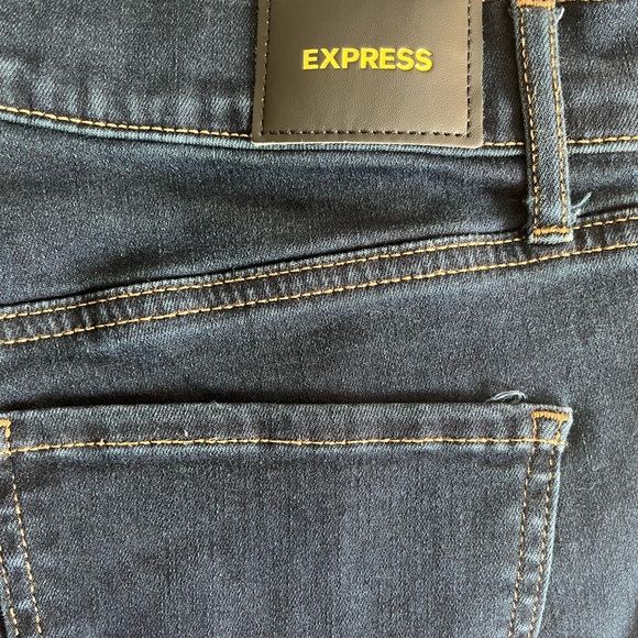 Express Skinny High Rise Dark Wash Denim - Picture 5 of 6